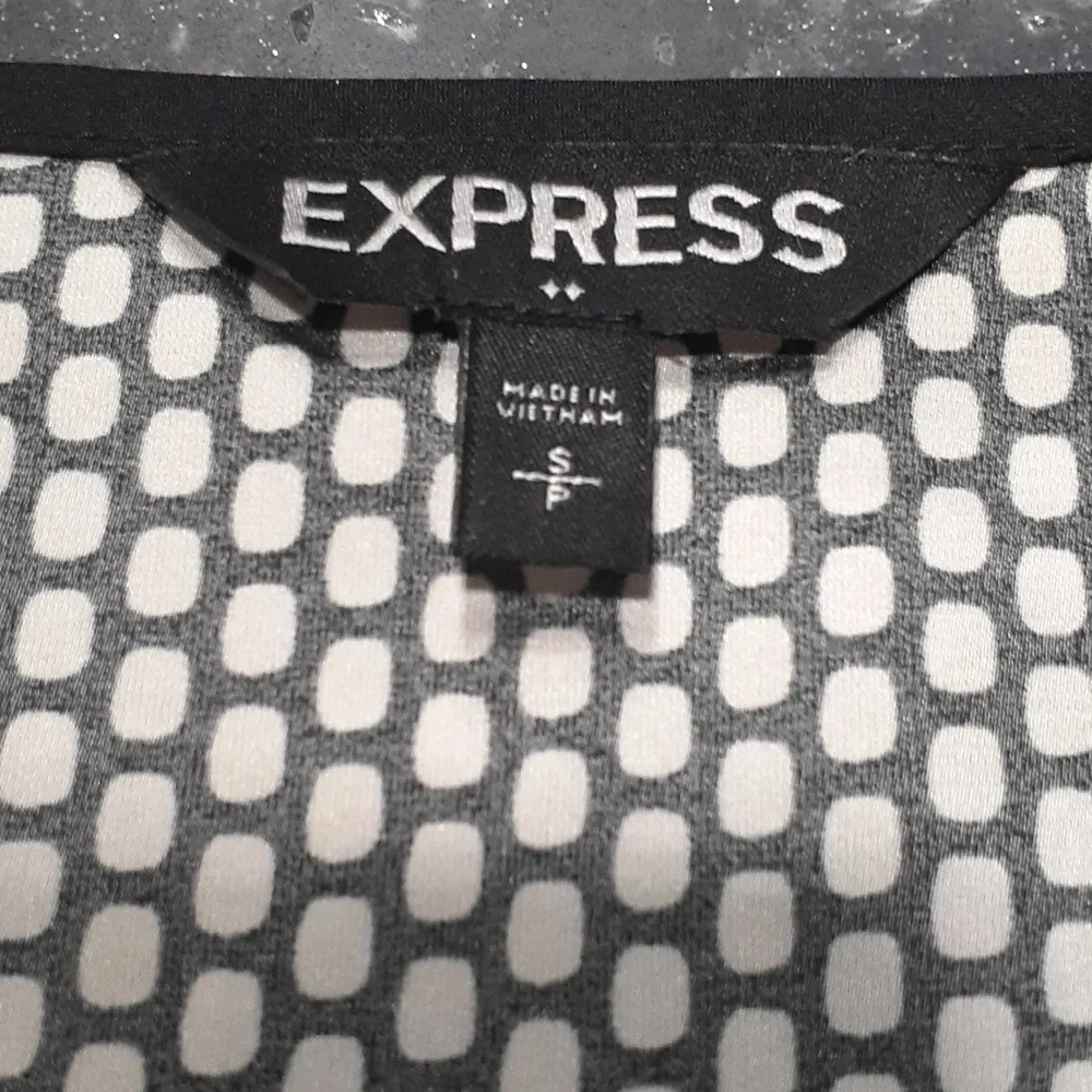 Patterned Top - Picture 4 of 5